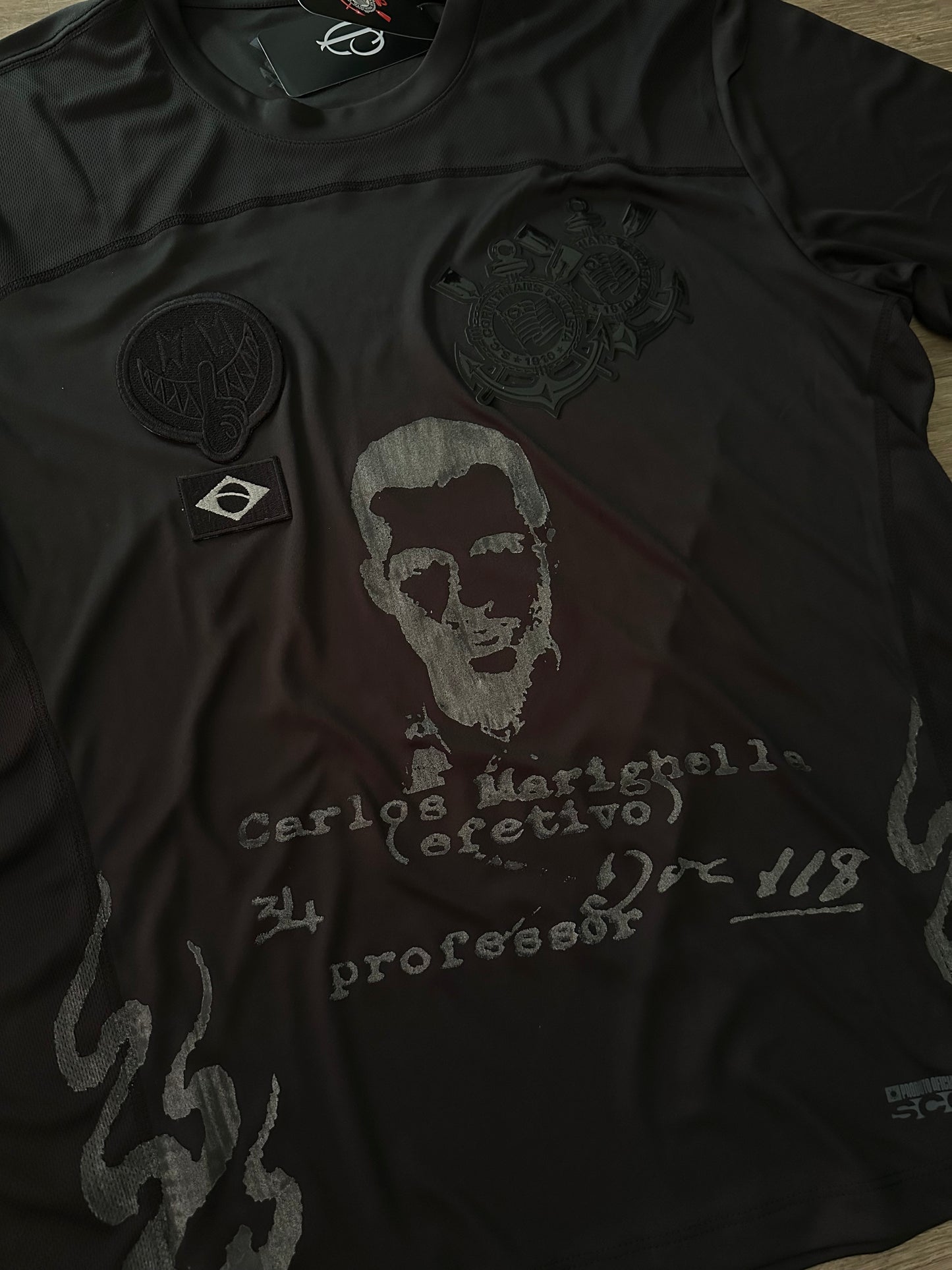 Marighella all black